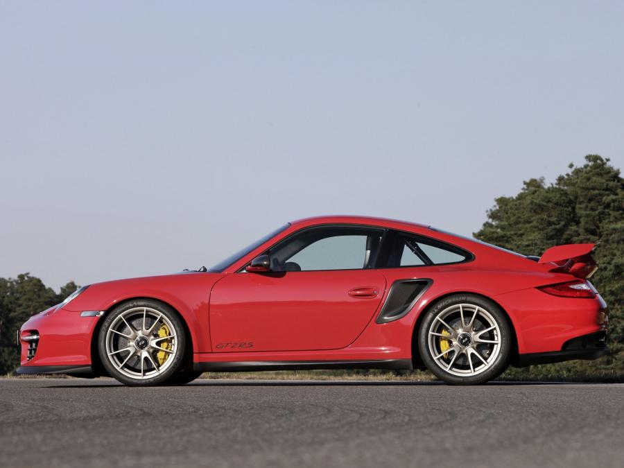  Porsche 911 GT2 RS 2010 года  (фото 3 из 12)